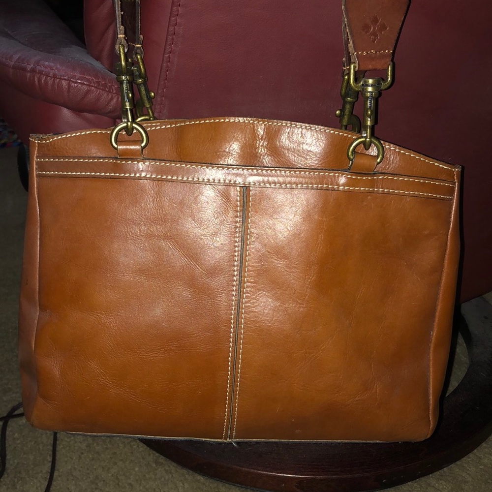 Patricia Nash Large shoulder bad